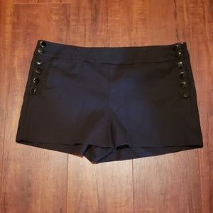 Ann Taylor's LOFT shorts -black